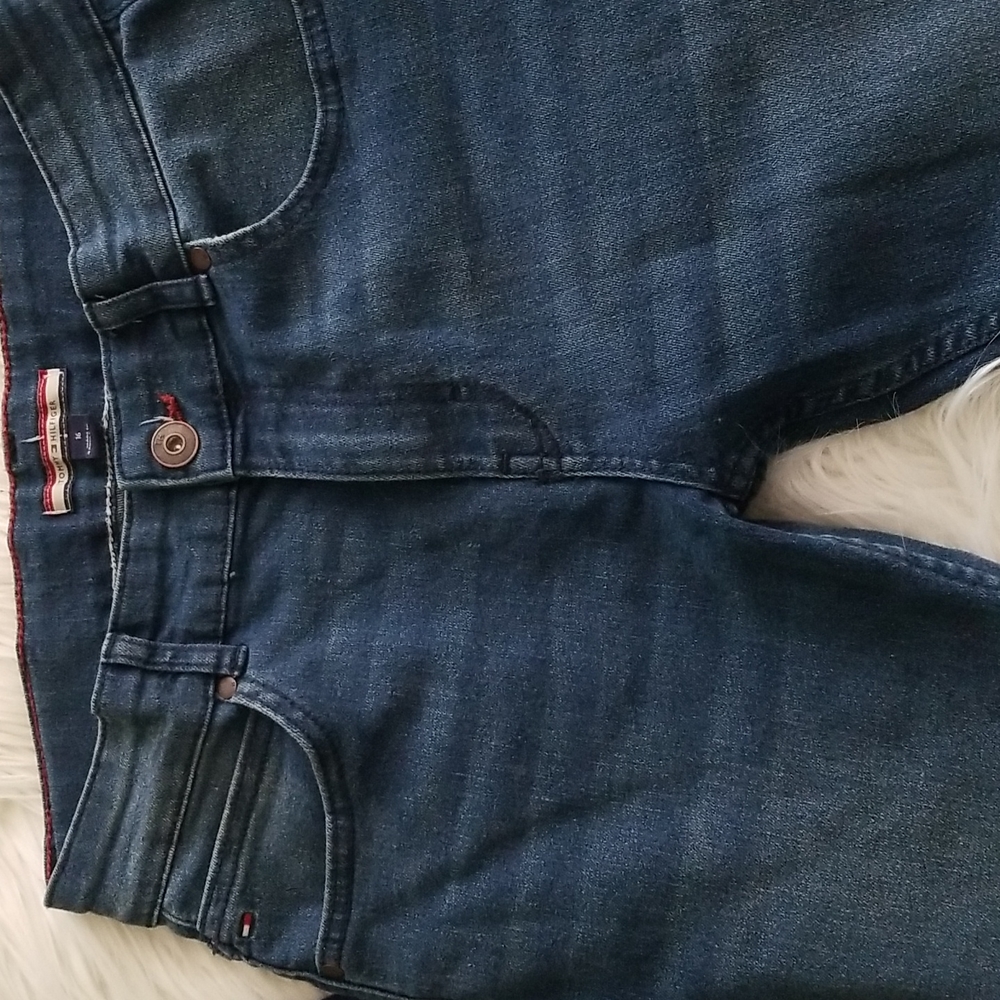 Tommy Hilfiger Jeans - Picture 2 of 6